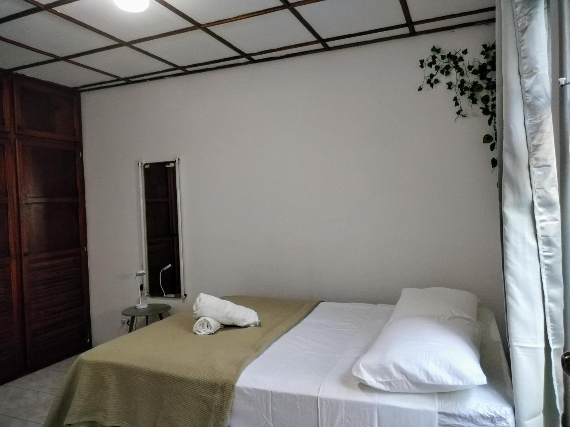 Апартаменты Casita Cerca Del Aeropuerto Алахуэла Экстерьер фото
